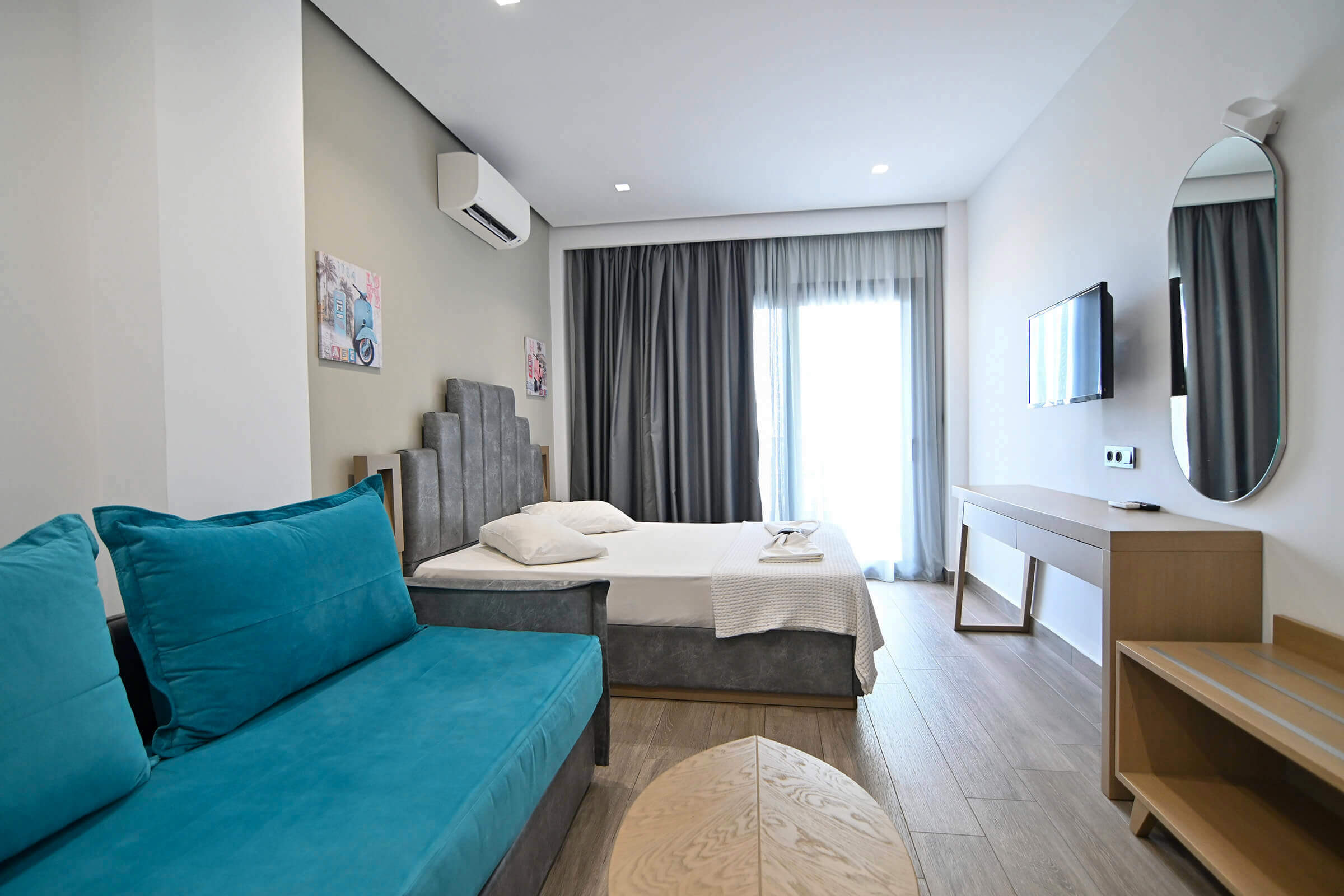 Junior Suite with Sea View | Amalia Rooms Sea View | Nea Vrasna