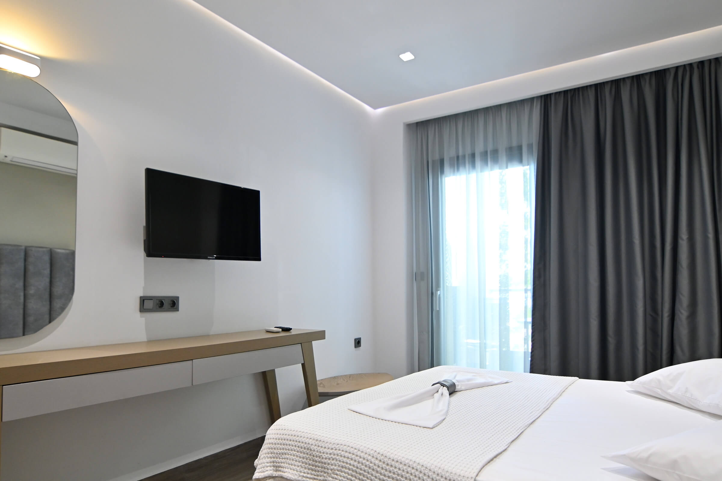 Junior Suite with Sea View | Amalia Rooms Sea View | Nea Vrasna