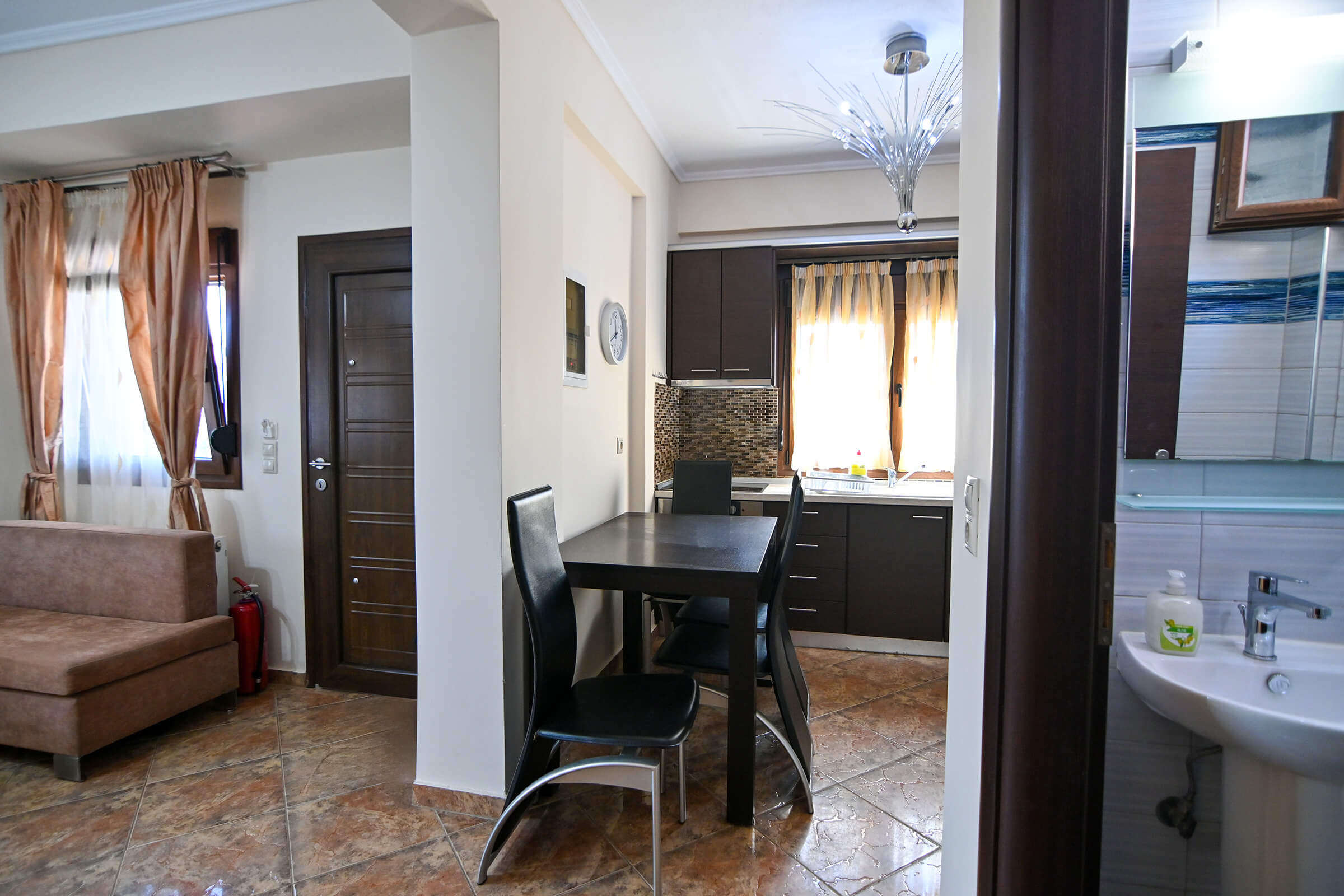 Amalia Lux Villas | No 1 | Kitchen | Nea Vrasna | Private Villa for up to 8 persons with Sea View, Garden & Barbecue