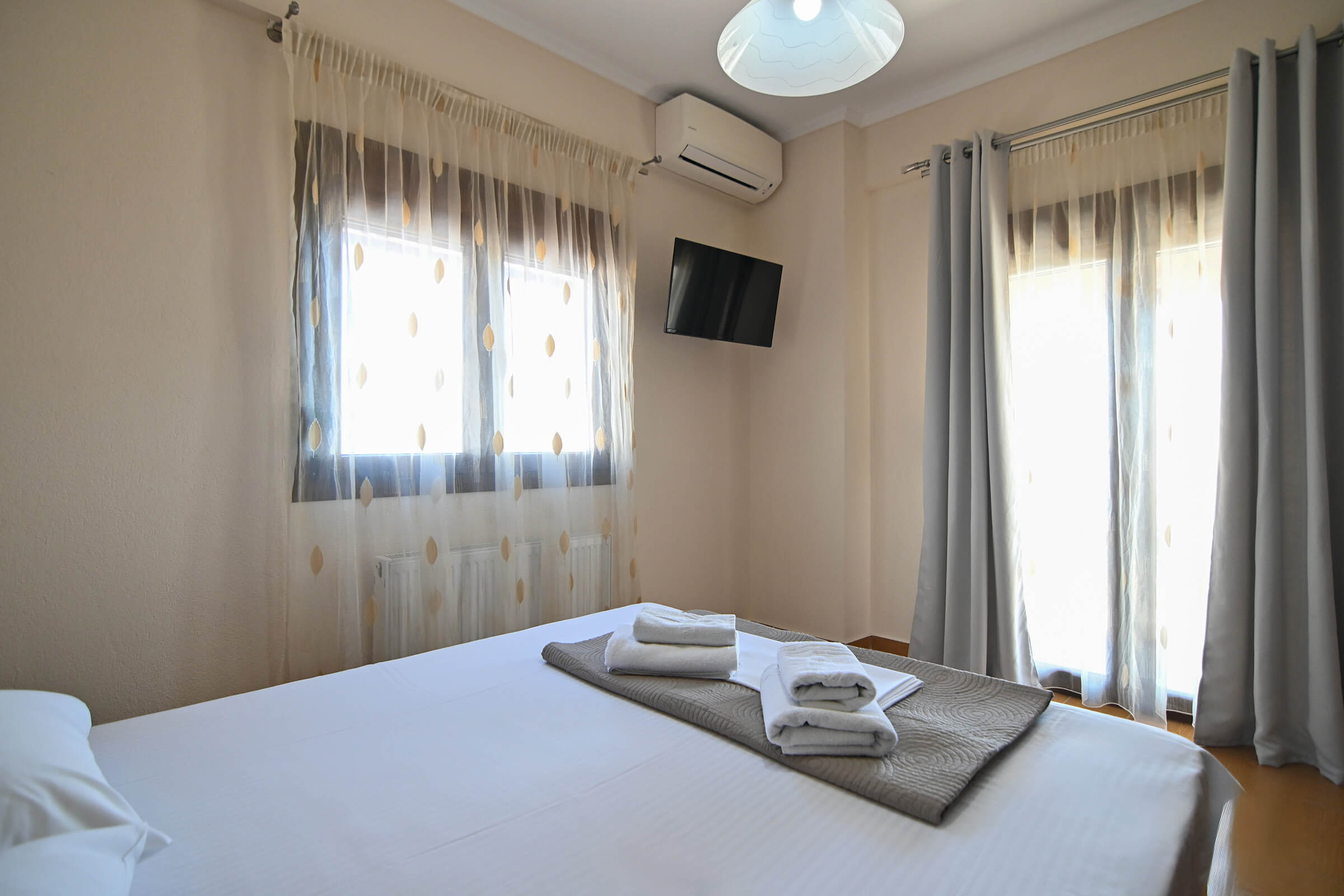 Amalia Lux Villas | Bedroom on the second floor | Nea Vrasna | Private Villa for up to 8 persons with Sea View, Garden & Barbecue