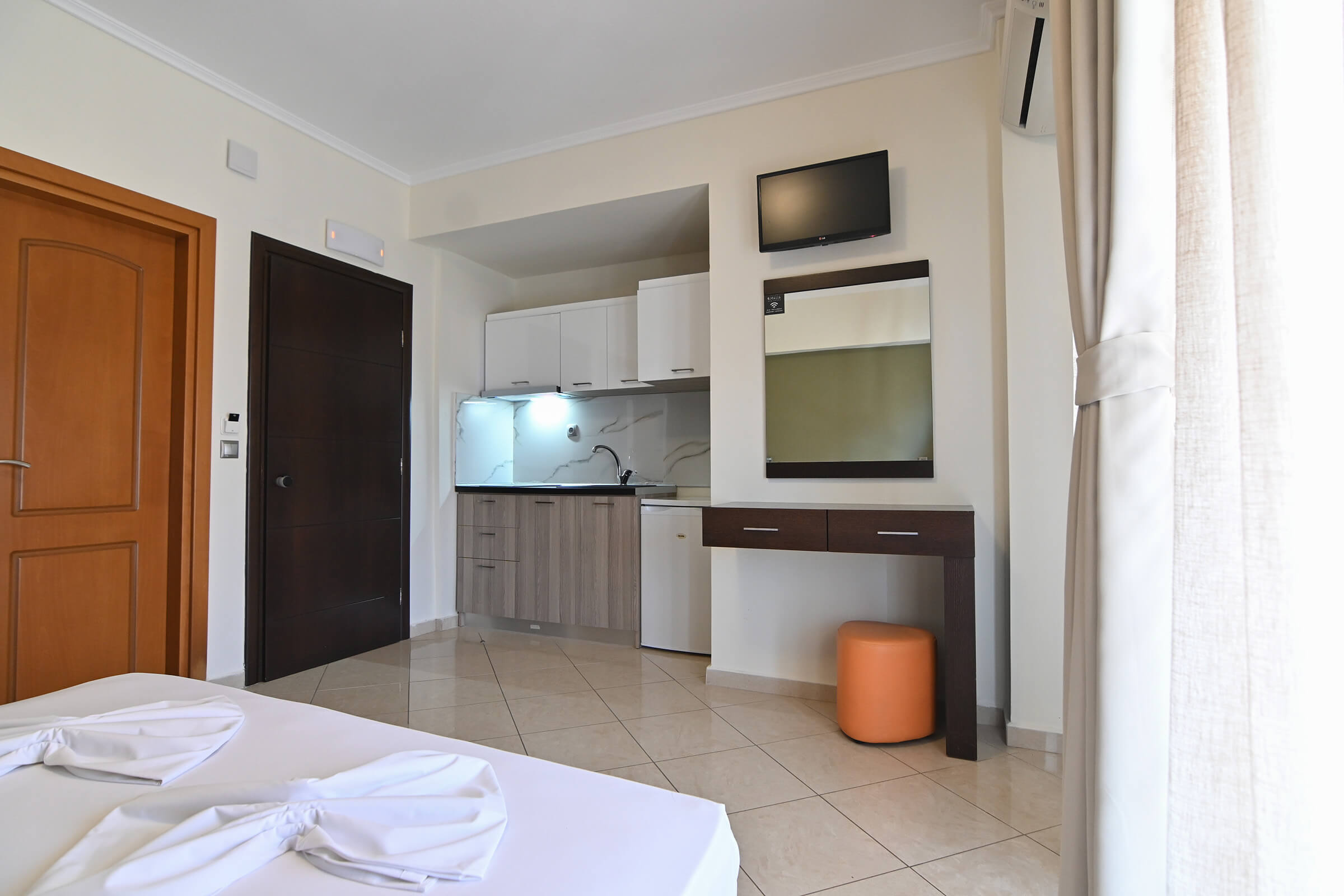 Deluxe Double Room with Sea View | Villa Amalia Sun Beach | Nea Vrasna