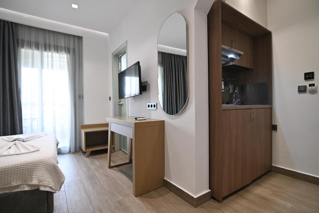 Double Room with Mountain View | Amalia Rooms Sea View | Nea Vrasna