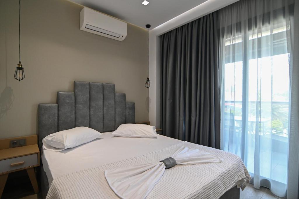 Double Room with Mountain View | Amalia Rooms Sea View | Nea Vrasna