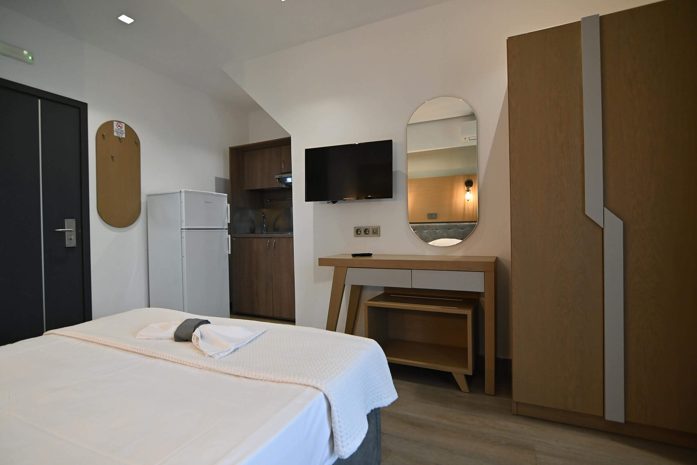 Double Room with Mountain View | Amalia Rooms Sea View | Nea Vrasna