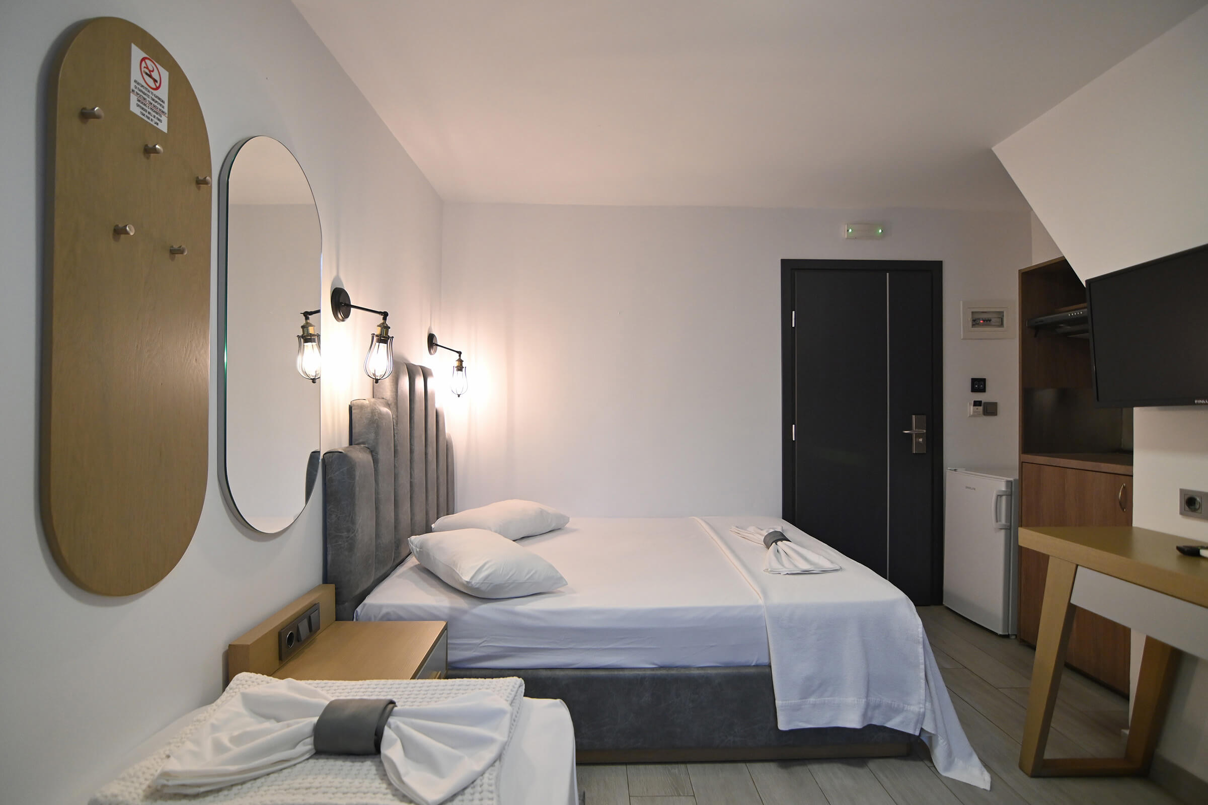 Economy Double Room | Amalia Rooms Sea View | Nea Vrasna