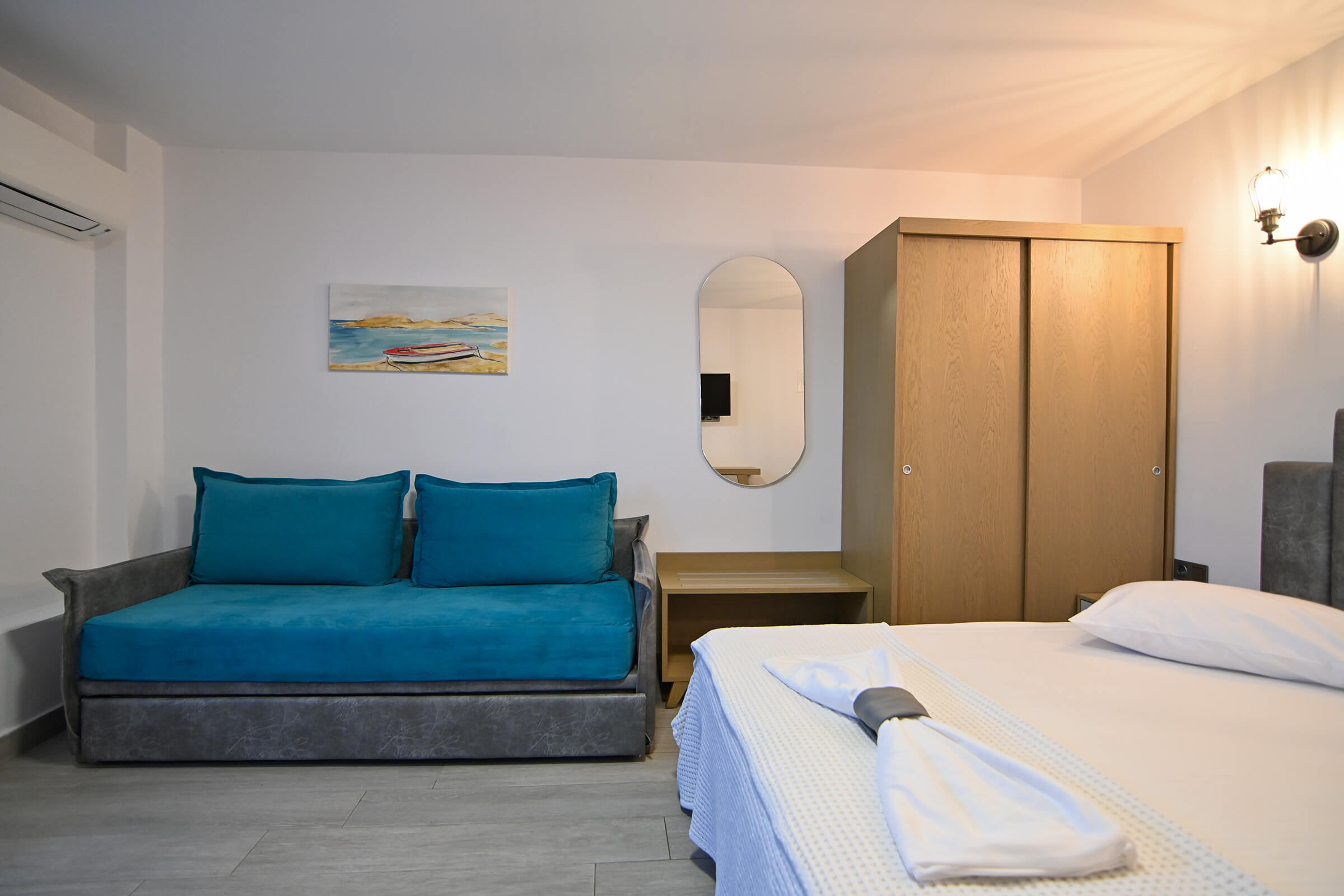 Economy Quadruble Room | Amalia Rooms Sea View | Nea Vrasna