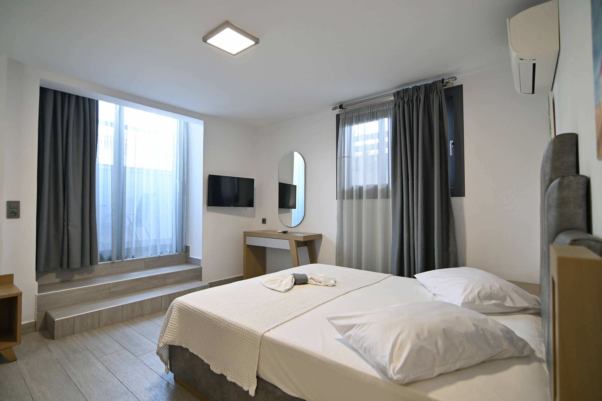 Economy Quadruble Room | Amalia Rooms Sea View | Nea Vrasna