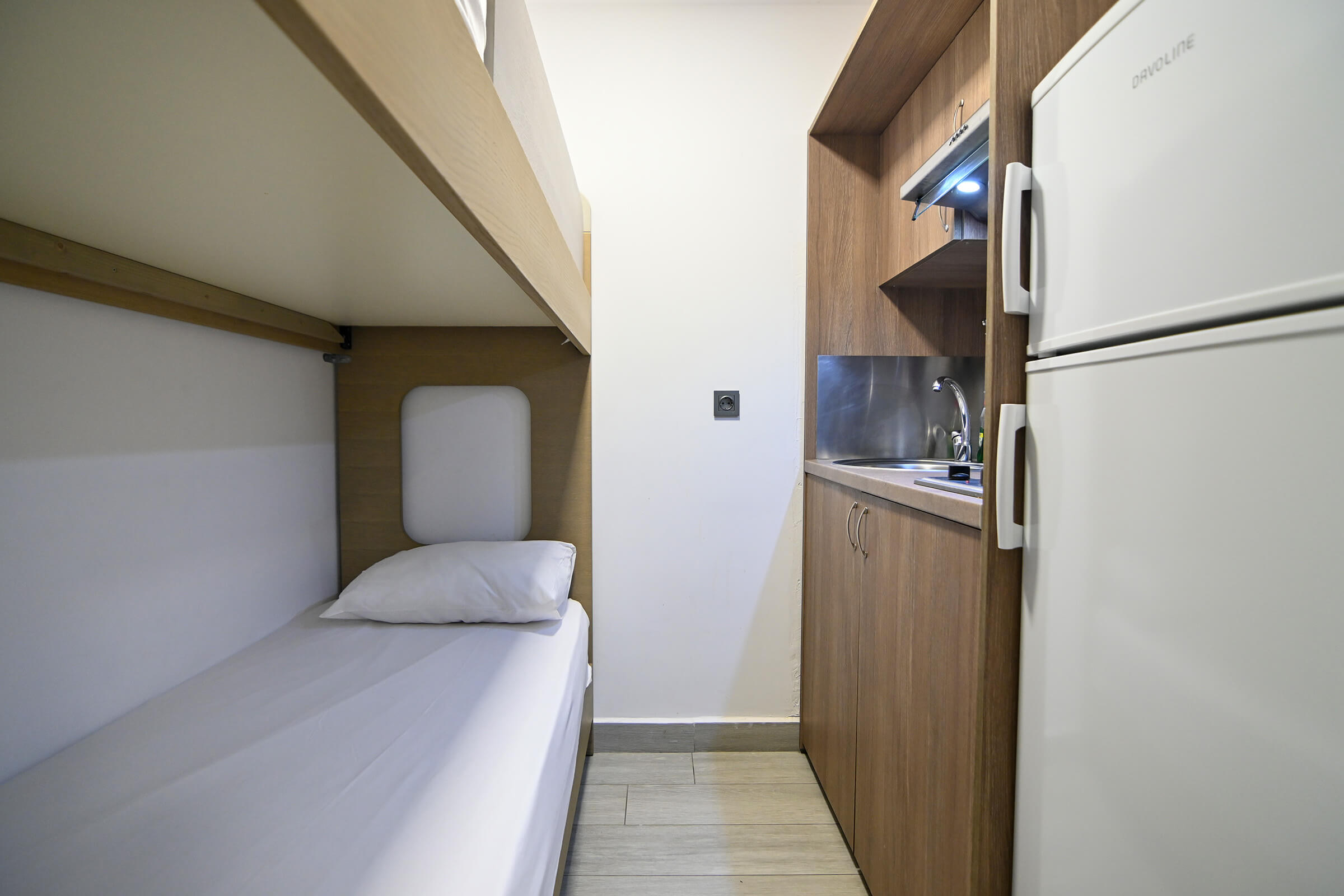 Economy Quadruble Room | Amalia Rooms Sea View | Nea Vrasna