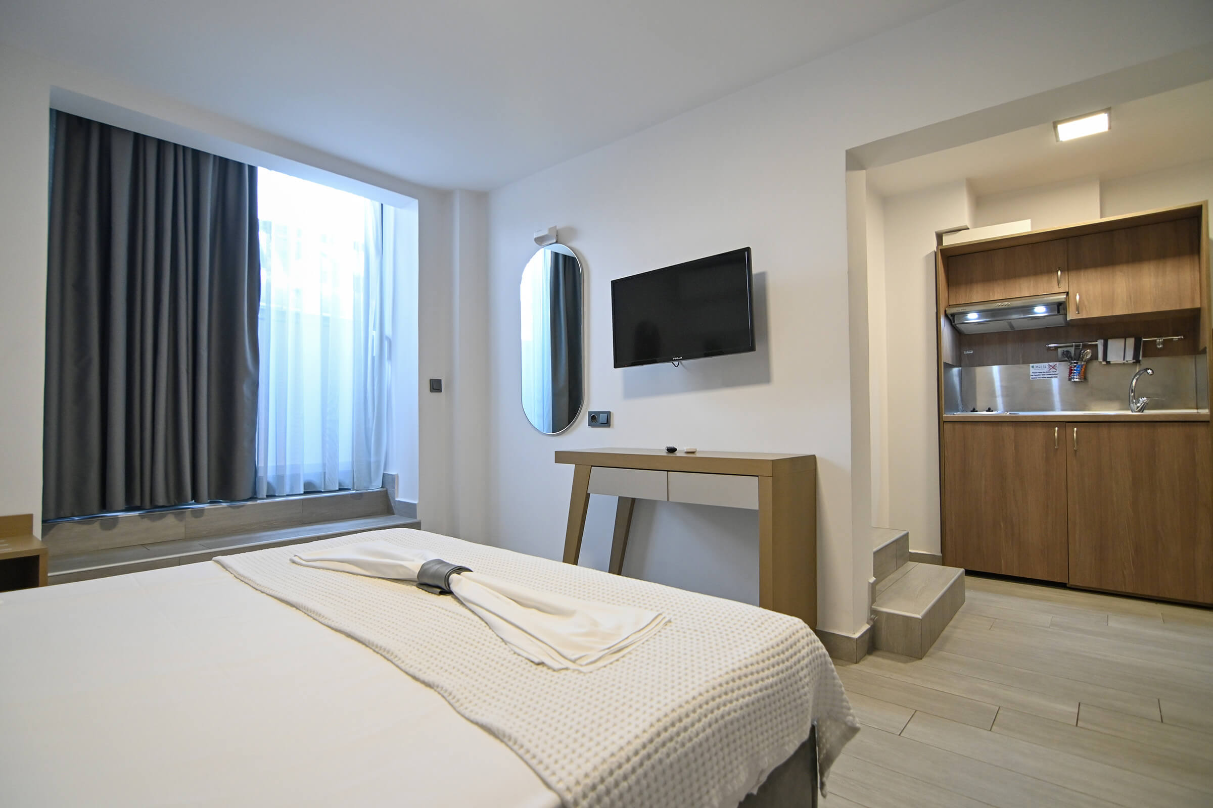 Economy Quadruble Room | Amalia Rooms Sea View | Nea Vrasna
