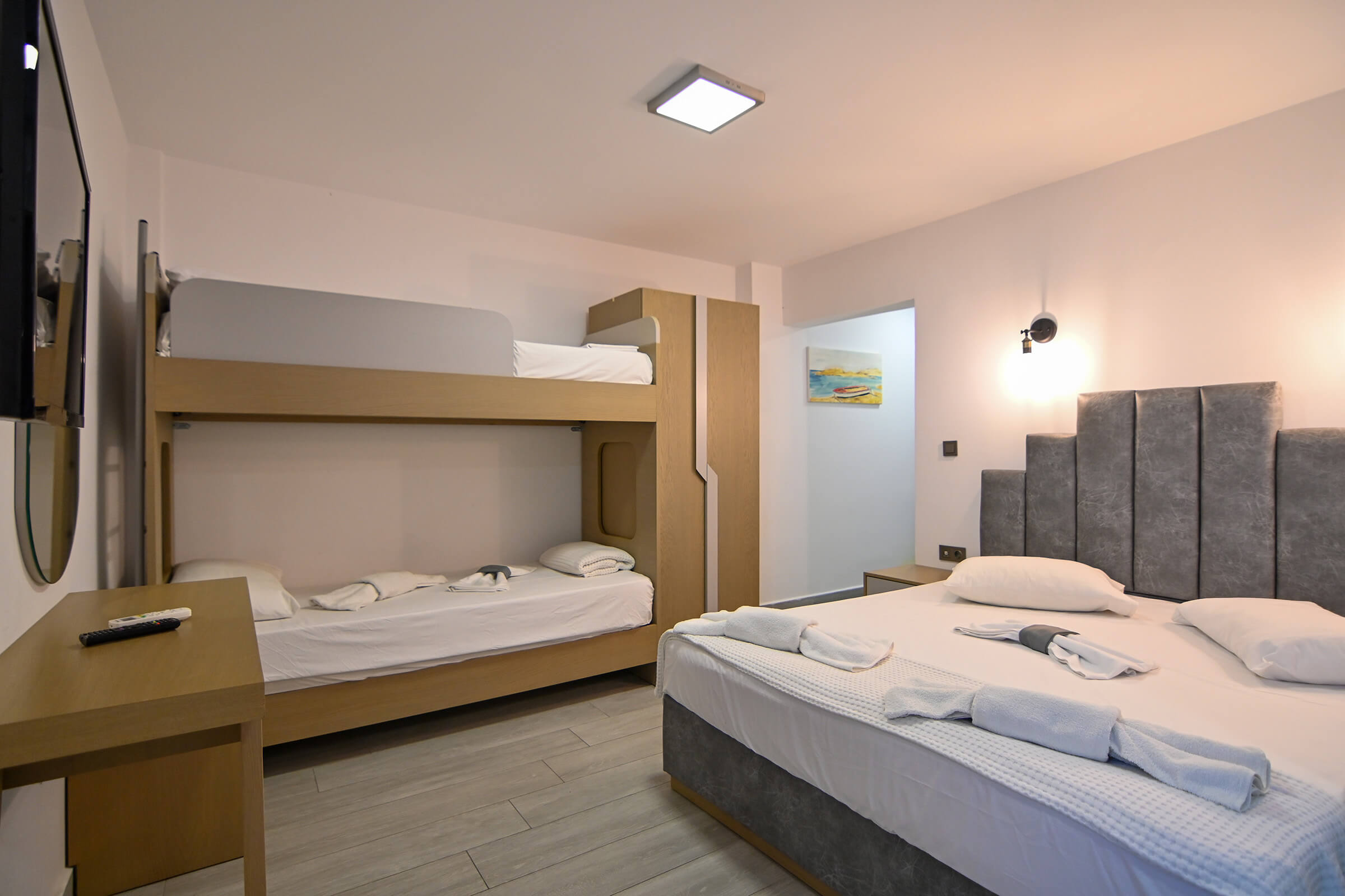 Economy Quadruble Room | Amalia Rooms Sea View | Nea Vrasna