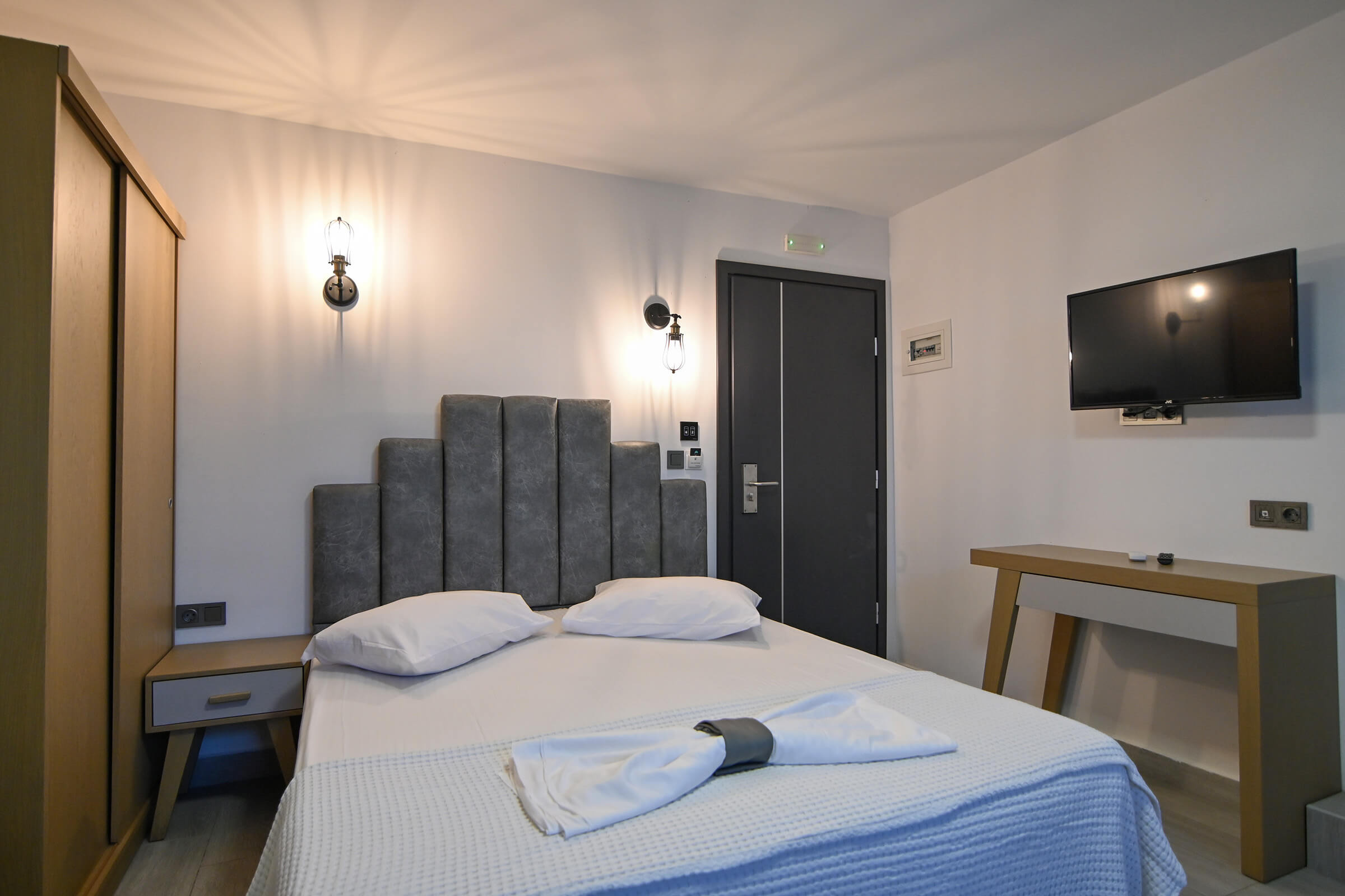 Economy Quadruble Room | Amalia Rooms Sea View | Nea Vrasna