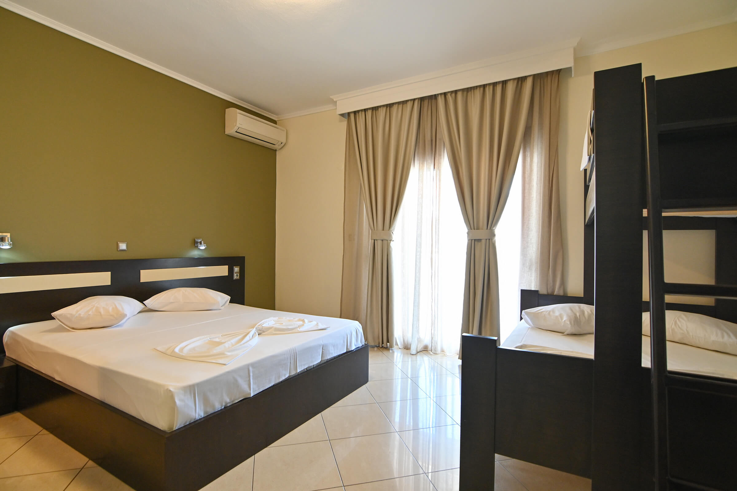Family Room With Sea View | Villa Amalia Sun Beach | Nea Vrasna
