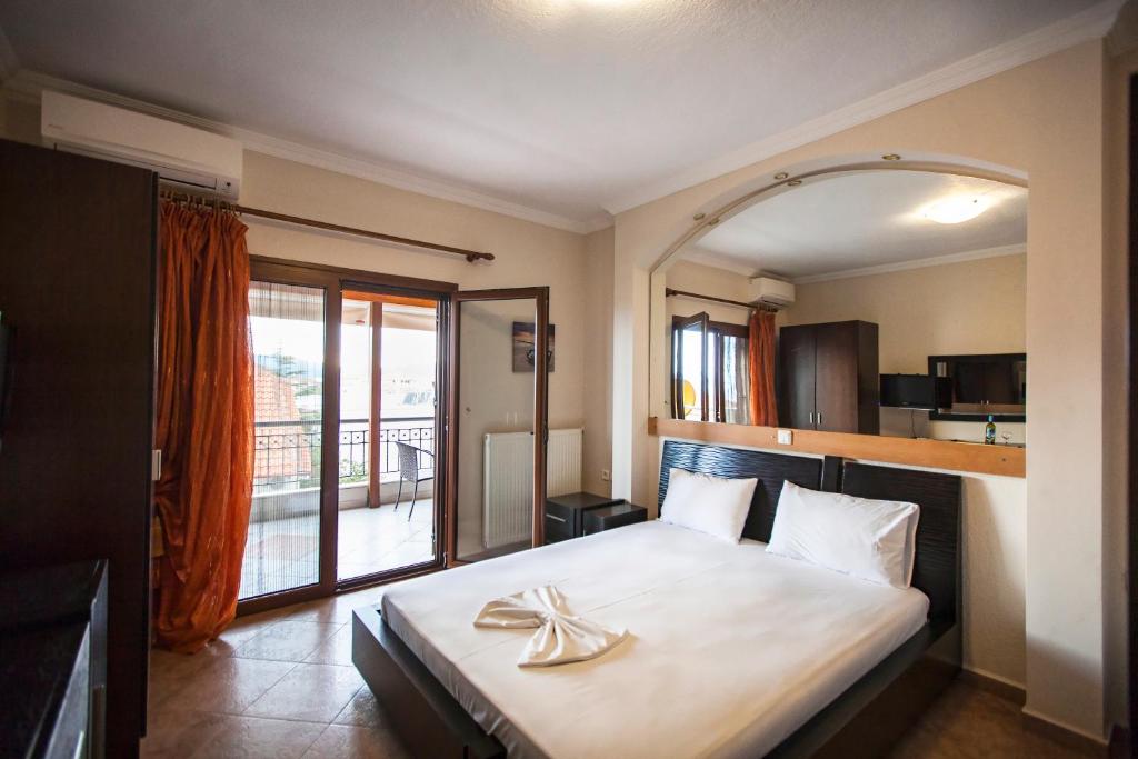 Junior Suite with Sea View | Villa Amalia Sun Beach | Nea Vrasna